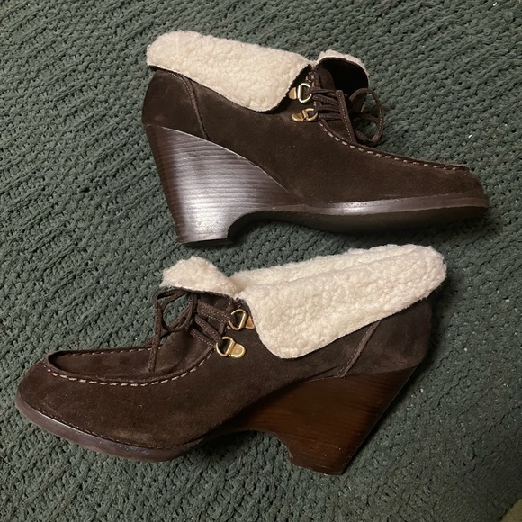 Michael Kors Fur-lined Wedged Heeled Boots - Picture 7 of 11